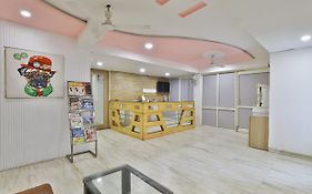 Hotel Mukund Palace Ahmedabad